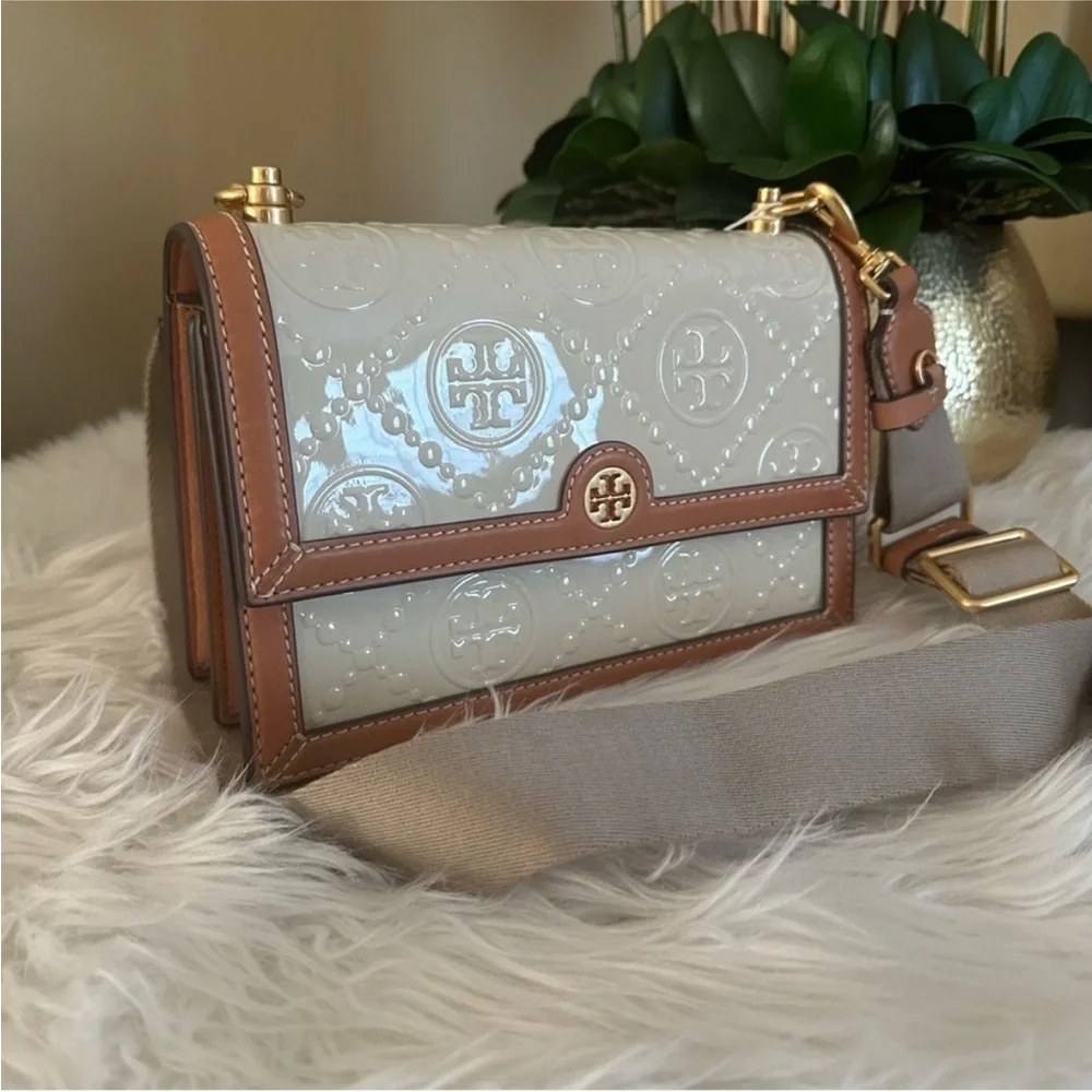New Tory Burch T MONOGRAM PATENT EMBOSSED SMALL SHOULDER BAG
